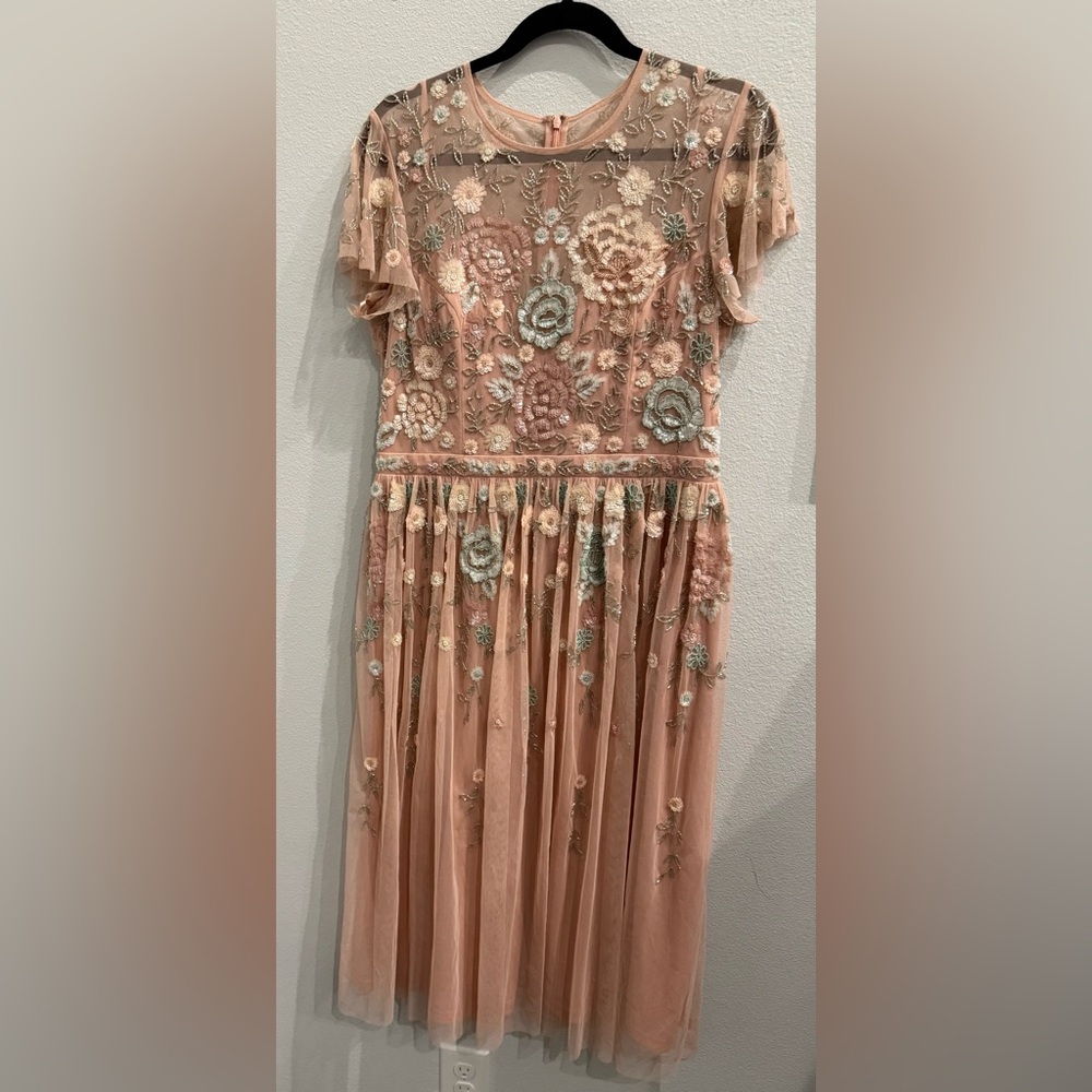 Mac Duggal Beaded Floral Flutter Sleeve Cocktail Dress – Size 8 – Dusty Rose - Picture 3 of 13